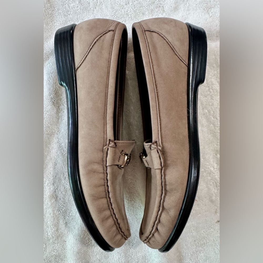 SAS Women’s Brown Leather Loafers Slip-Ons Size 9 - Picture 3 of 7